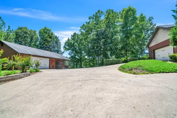 Ellijay, GA 30540,228 Browns Ridge