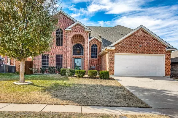 105 Reatta Drive, Justin, TX 76247