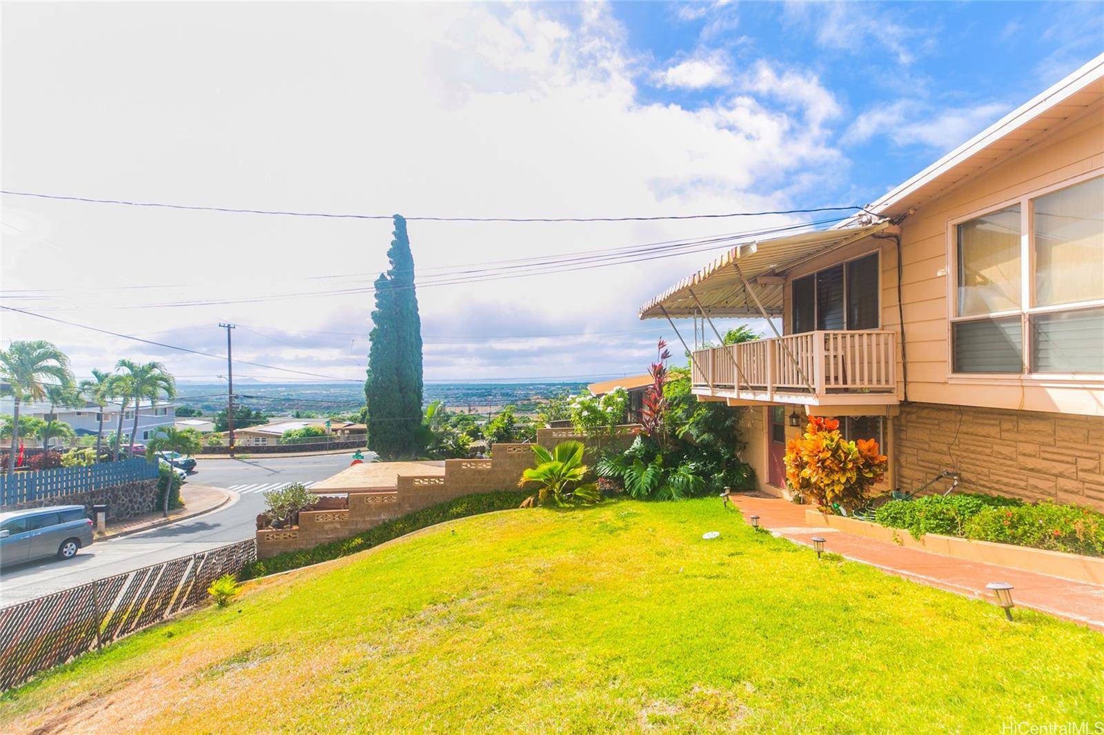 Kapolei, HI 96707,92-608 Akaula Street
