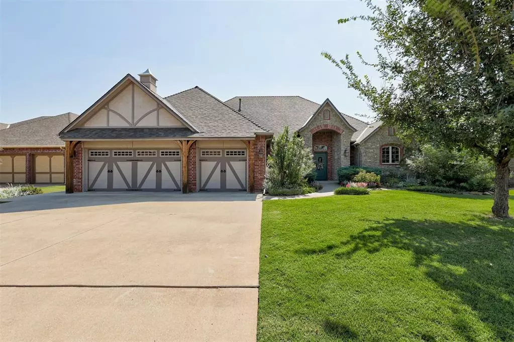 Edmond, OK 73012,19824 Crest Ridge Drive