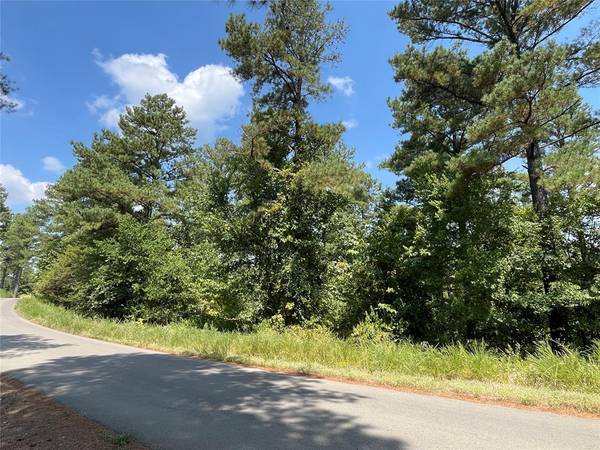 686 W Eagle Mountain Trail, Broken Bow, OK 74728