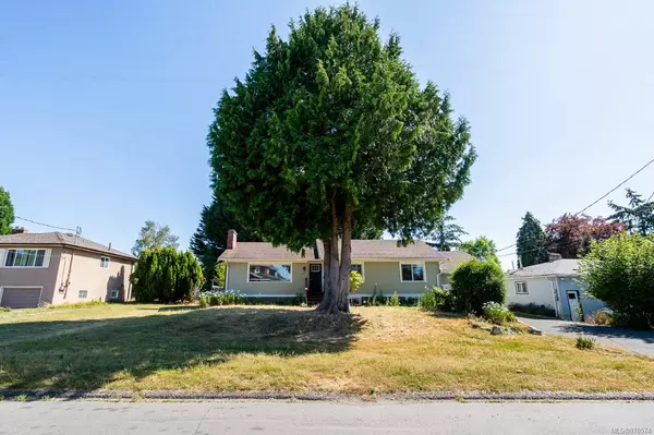 Saanich, BC V8P 1X1,1679 Cedar Ave