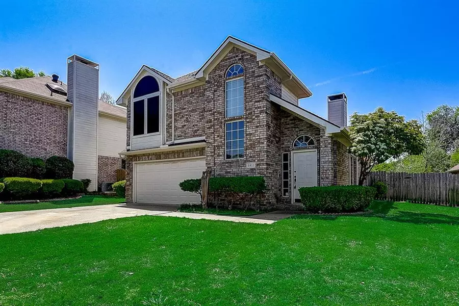 3811 Antioch Circle, Carrollton, TX 75007