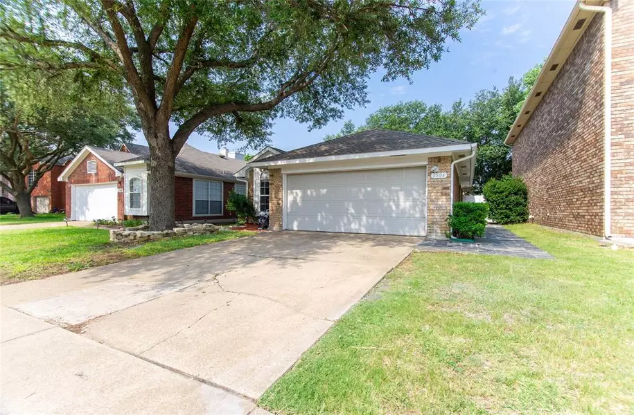 3804 Branch Hollow Place, Carrollton, TX 75007