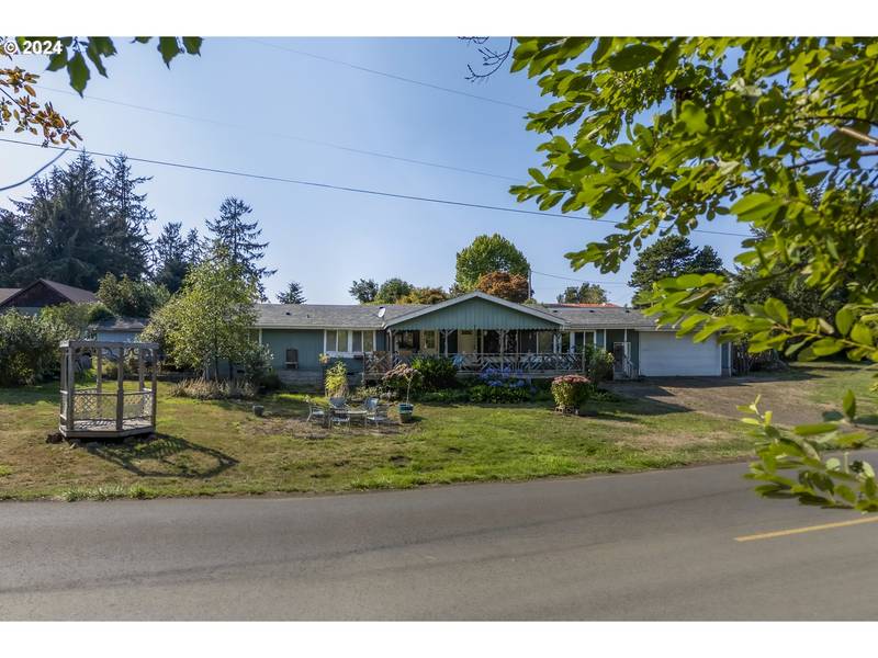 1474 SE NELSON WAYSIDE DR, Waldport, OR 97394