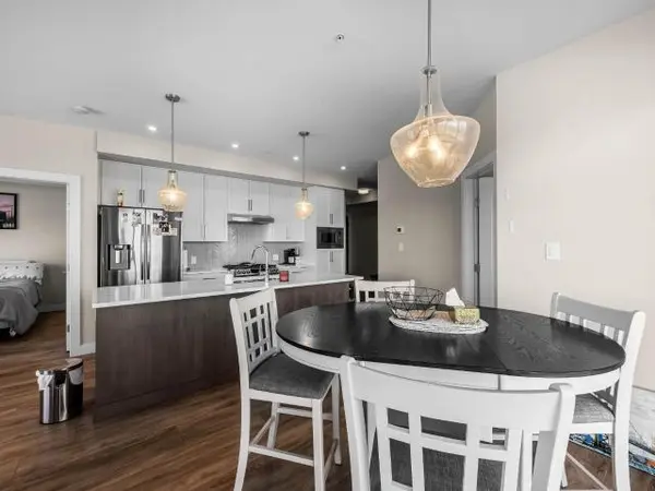 202 875 UNIVERSITY DRIVE, Kamloops, BC V2C 0J8