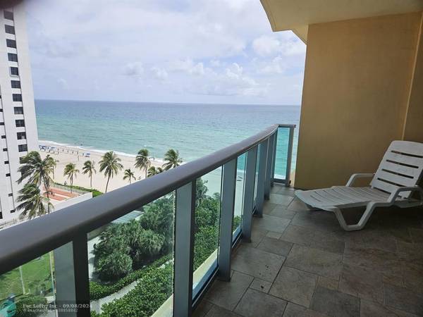 Hollywood, FL 33019,2501 S Ocean Dr  #1005