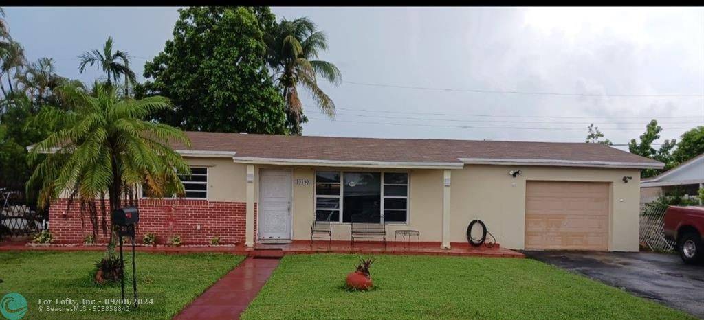 10890 SW 68th Dr, Miami, FL 33173