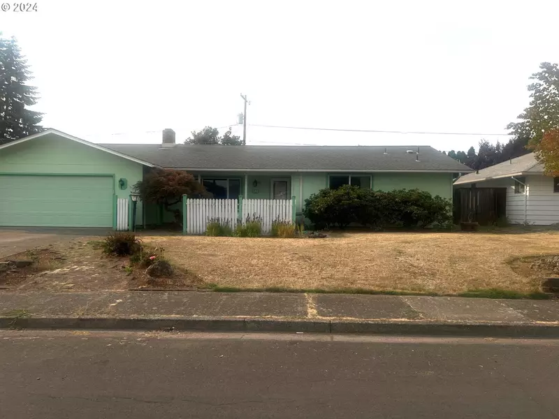 208 E ANCHOR AVE, Eugene, OR 97404