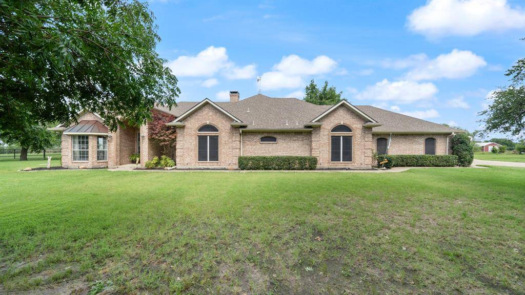 9131 County Road 158, Oak Grove, TX 75142