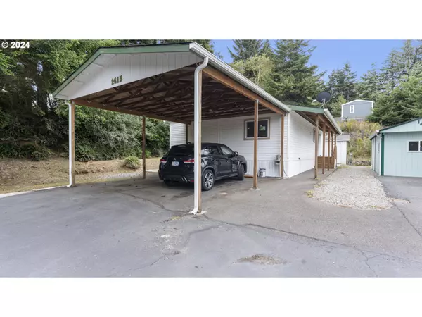 Coos Bay, OR 97420,1415 ELMAR CT