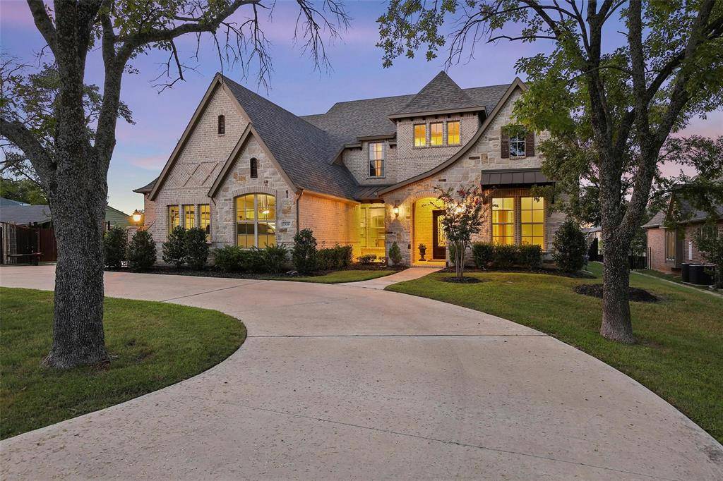 320 W Highland Street,  Southlake,  TX 76092