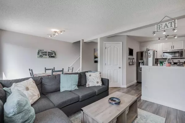 Airdrie, AB T4B 2Z2,161 Bayside PT SW