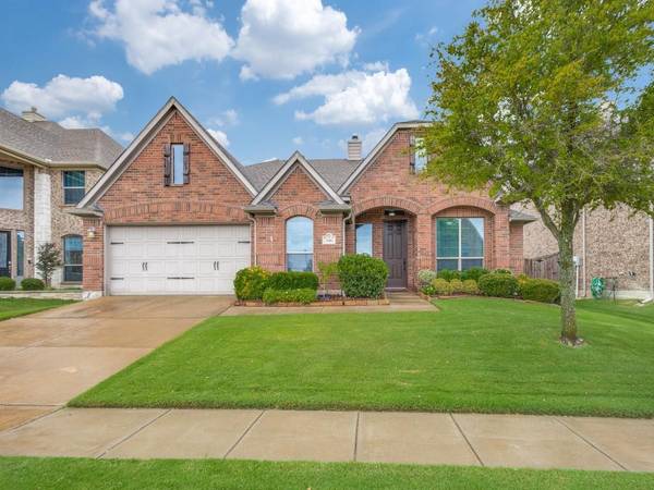 344 Manchester Drive,  Roanoke,  TX 76262