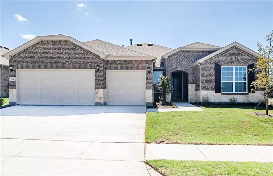 724 Freedom Lane, Little Elm, TX 76227