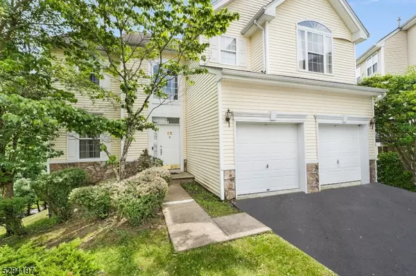 Mount Olive Twp., NJ 07840,95 WINDING HILL DR.