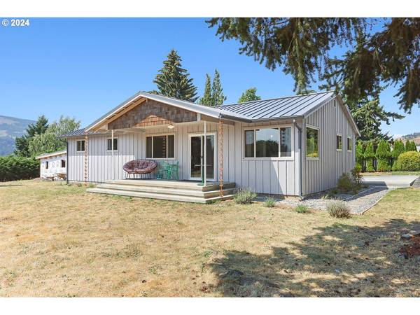 133 SW PECK RD, White Salmon, WA 98672