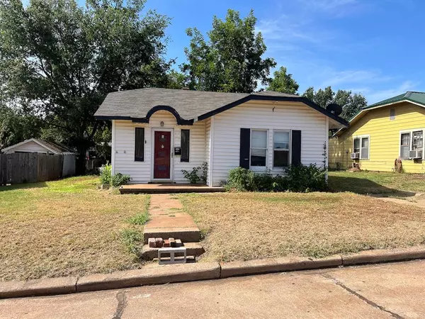 Cordell, OK 73632,206 W 7th Street