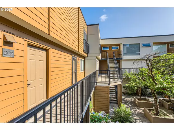 1535 SW CLAY ST #209, Portland, OR 97201