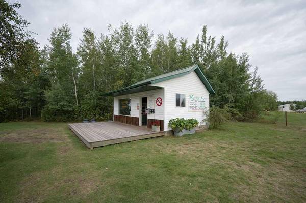 Athabasca, AB T9S 2B1,655040 Range Road 224