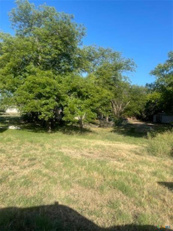 801 W Avenue B #2,  Lampasas,  TX 76550