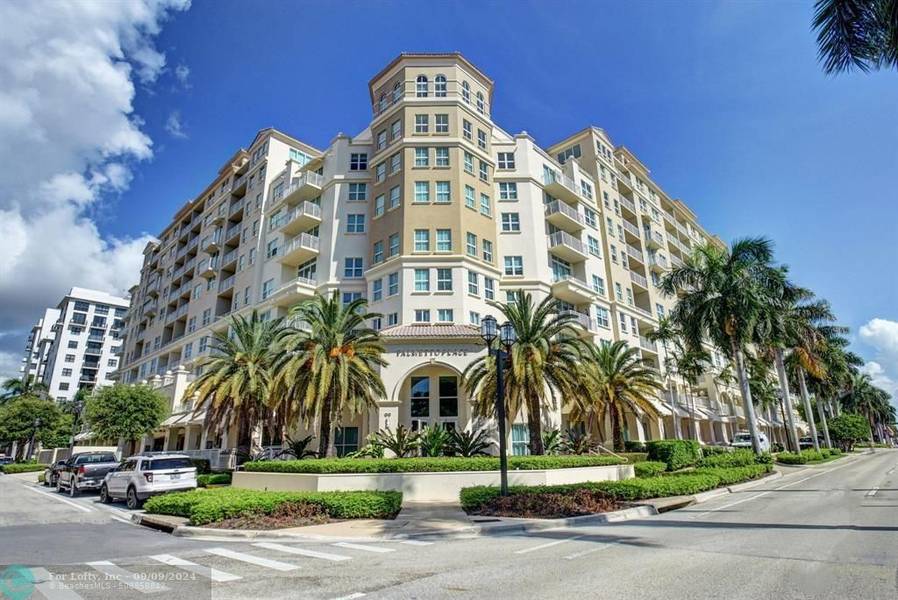 99 SE Mizner Blvd  #616, Boca Raton, FL 33432