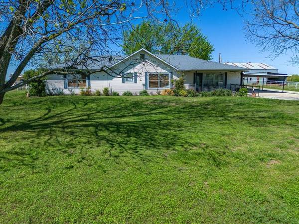 Alvord, TX 76225,1006 County Road 2475