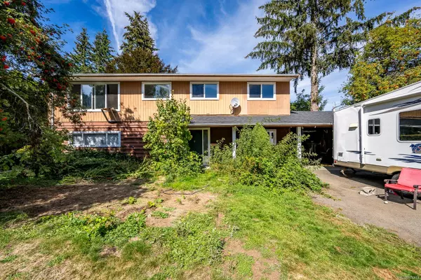 4972 Adrian Rd, Courtenay, BC V9N 6T8