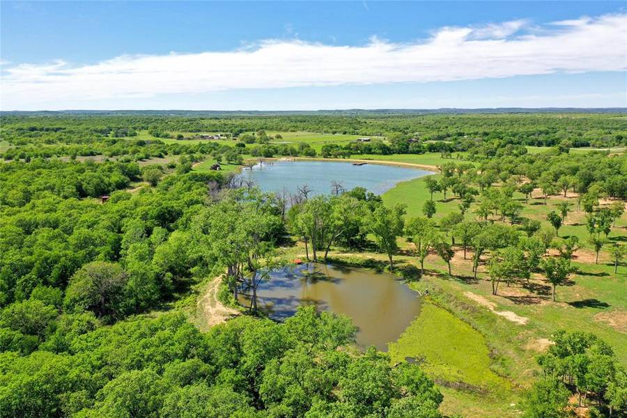 241 Plaster Lane, Jacksboro, TX 76458