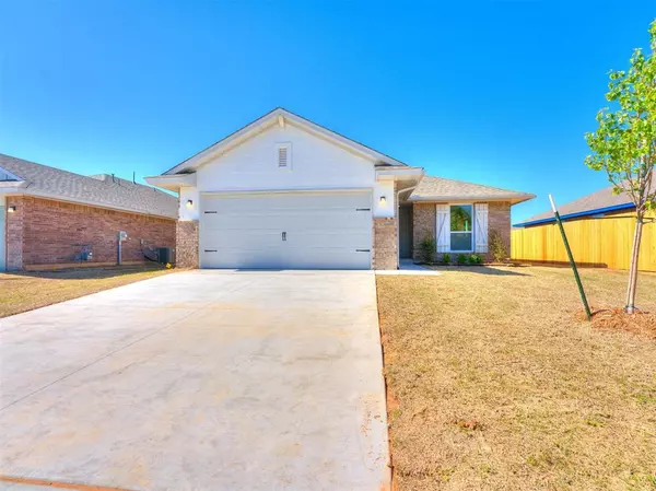 11428 SW 11th Street, Yukon, OK 73099