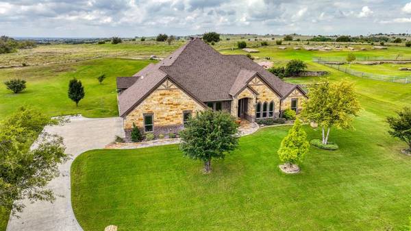 Weatherford, TX 76087,240 Pinnacle Peak Lane