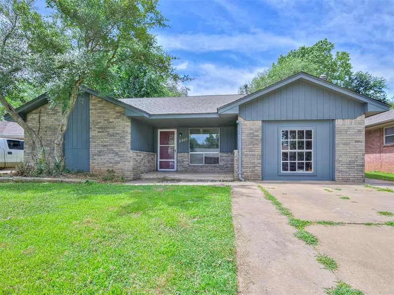 2305 E 11th Street, Shawnee, OK 74801