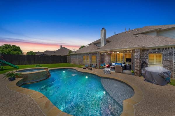 2610 Sandstone Lane,  Midlothian,  TX 76065