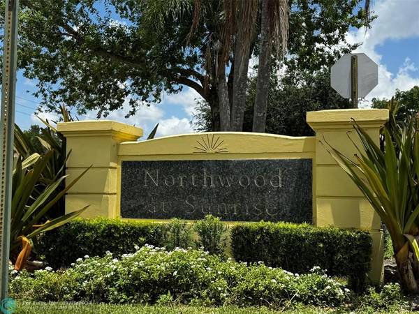 2566 N Nob Hill Rd  #2566,  Sunrise,  FL 33322