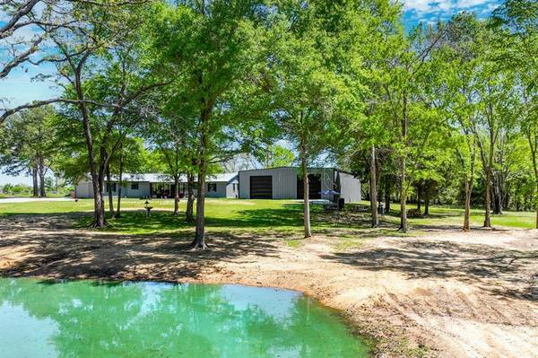 7935 Clear Creek Road,  Mabank,  TX 75156