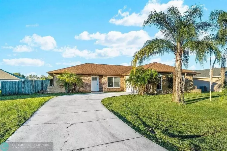 371 SW Butler Ave, Port St Lucie, FL 34983