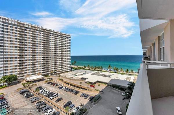 Hallandale Beach, FL 33009,1980 S Ocean Dr  #10H