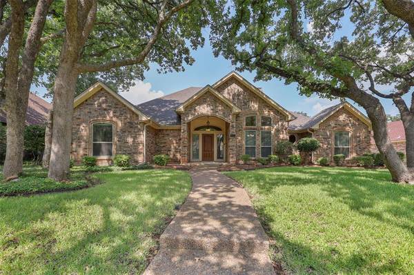 4510 Lake Park Drive, Arlington, TX 76016