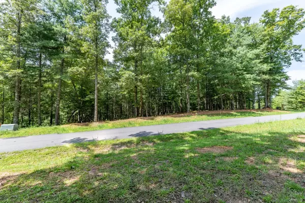 Murphy, NC 28906,125 Short Oak Run