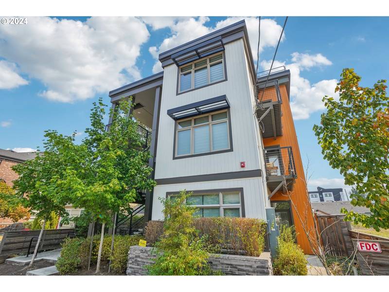 6822 N GREENWICH AVE #206, Portland, OR 97217