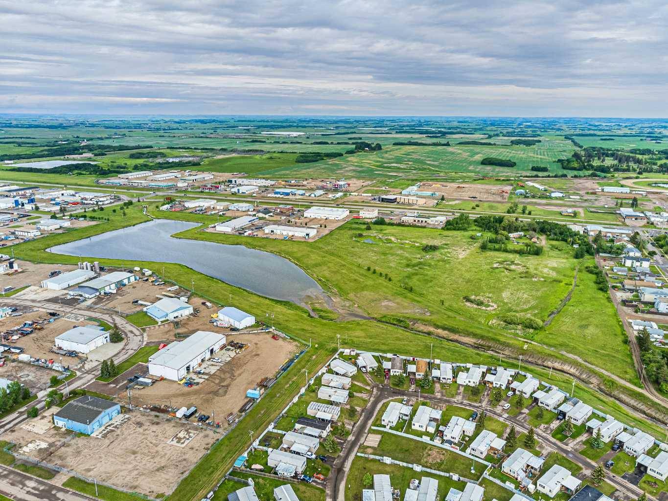 Lloydminster, AB T9V 0X6,5712 50 AVE