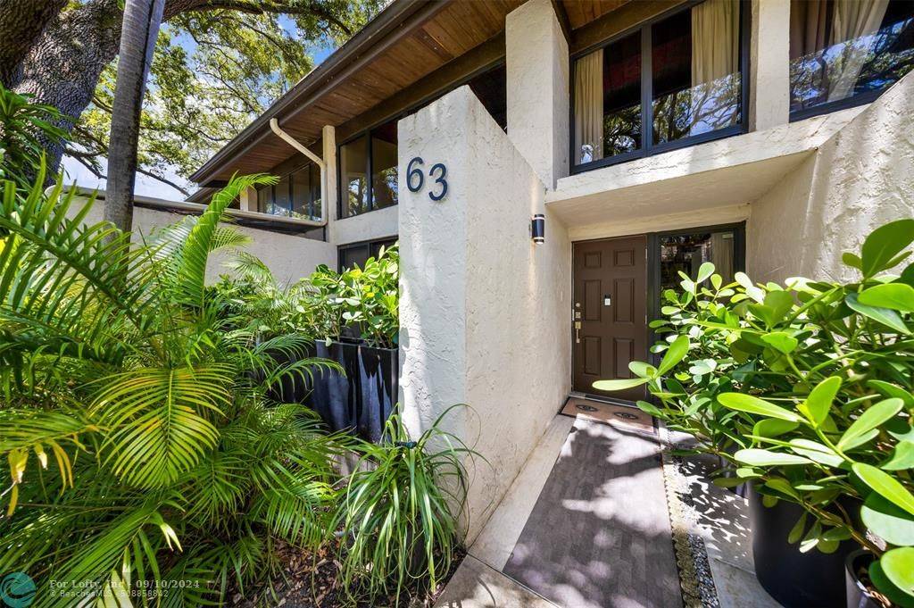 Miami, FL 33180,19444 NE 26th Ave #63C