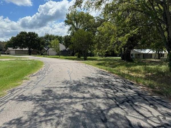 Gun Barrel City, TX 75156,00 Bedfords Bend