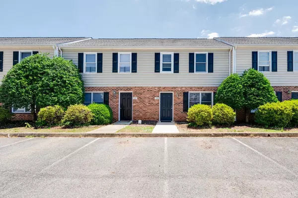 542 Leesville RD, Lynchburg, VA 24502