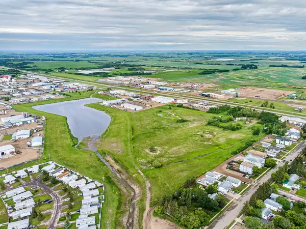 Lloydminster, AB T9V 0X6,5712 50 AVE