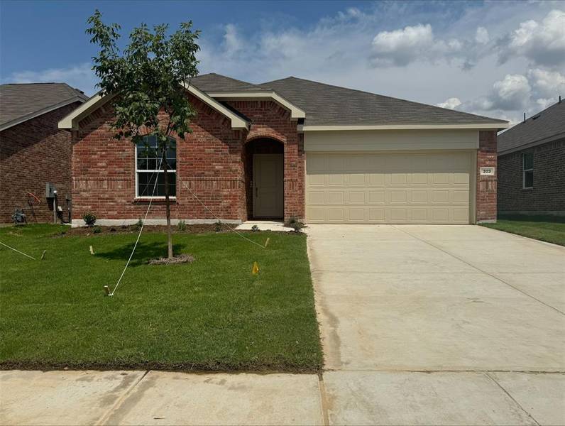 303 Texas Trail, Justin, TX 76247