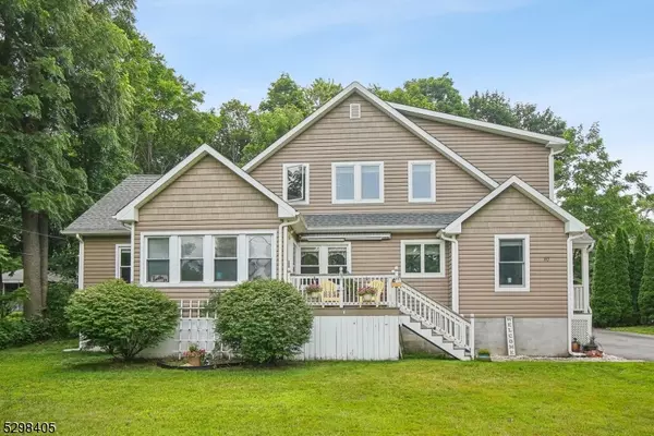 10 New St, Stanhope Boro, NJ 07874