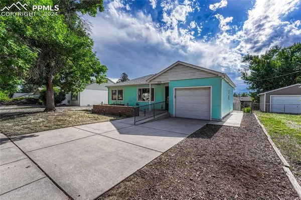 2310 N Logan AVE, Colorado Springs, CO 80907