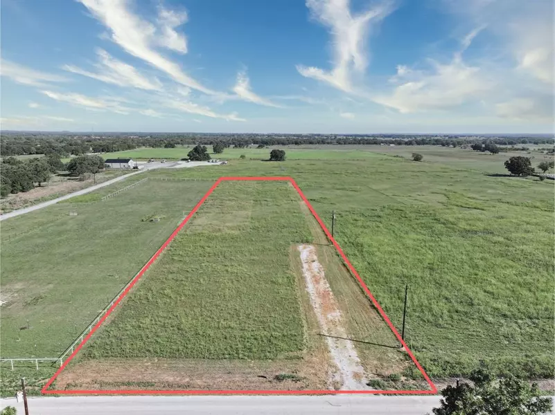 406 County Road 3332, Bridgeport, TX 76426