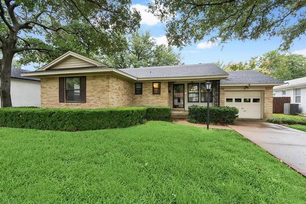 615 Lockwood Drive,  Richardson,  TX 75080